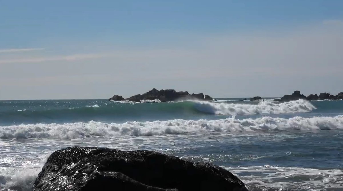 Tauranga Bay surf, Tauranga Bay surf spot, West Coast South Island, New Zealand.