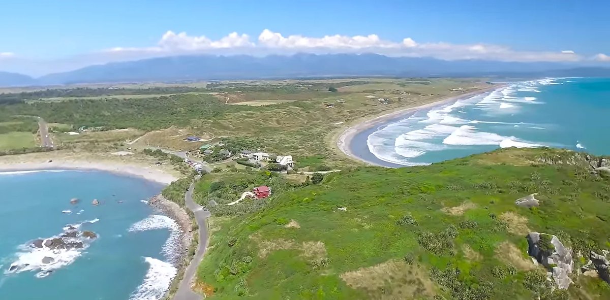Tauranga Bay surf, Tauranga Bay surf spot, West Coast South Island, New Zealand.